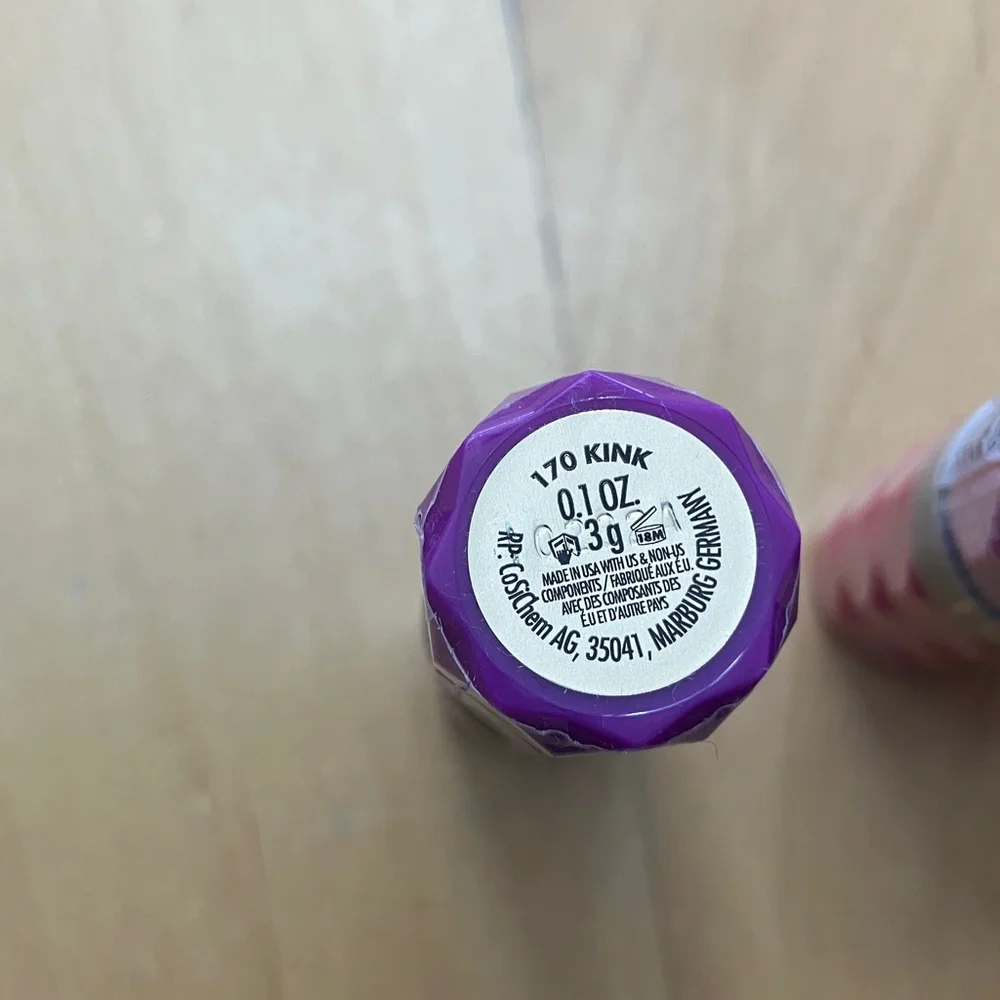 Milani Faceted Lipstick Trio in Purple -170 KINK and Pink Tones 160 VOYEUR & 130